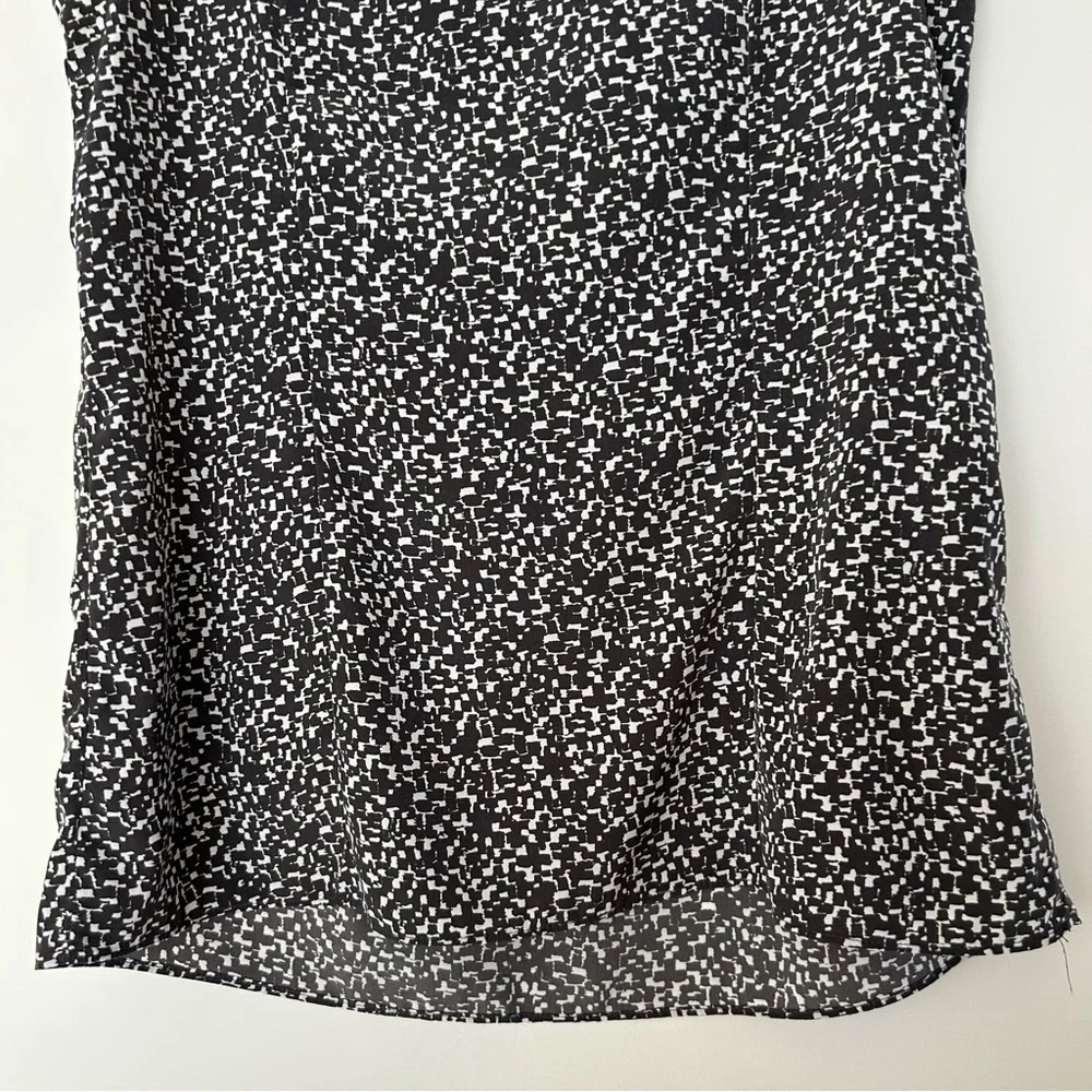 GAP Womens Sleeveless Geo Print Blouse